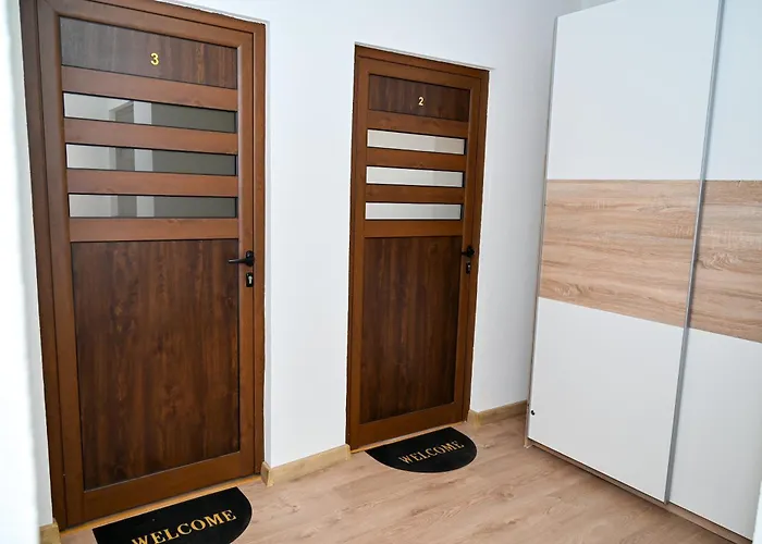 грошъ 3* 도브리니쉬트