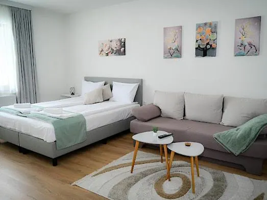 грошъ 3* 도브리니쉬트