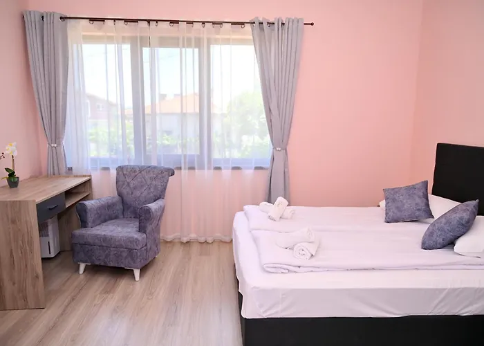 грошъ 게스트하우스 도브리니쉬트